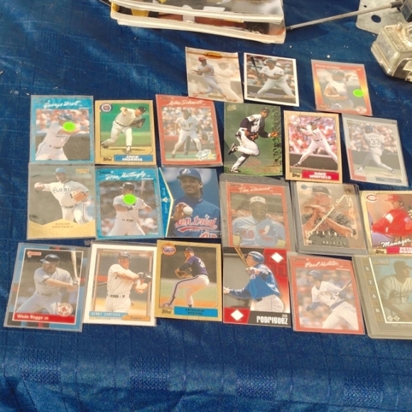 Assorted Baseball Trading Cards - Picture 1 of 4